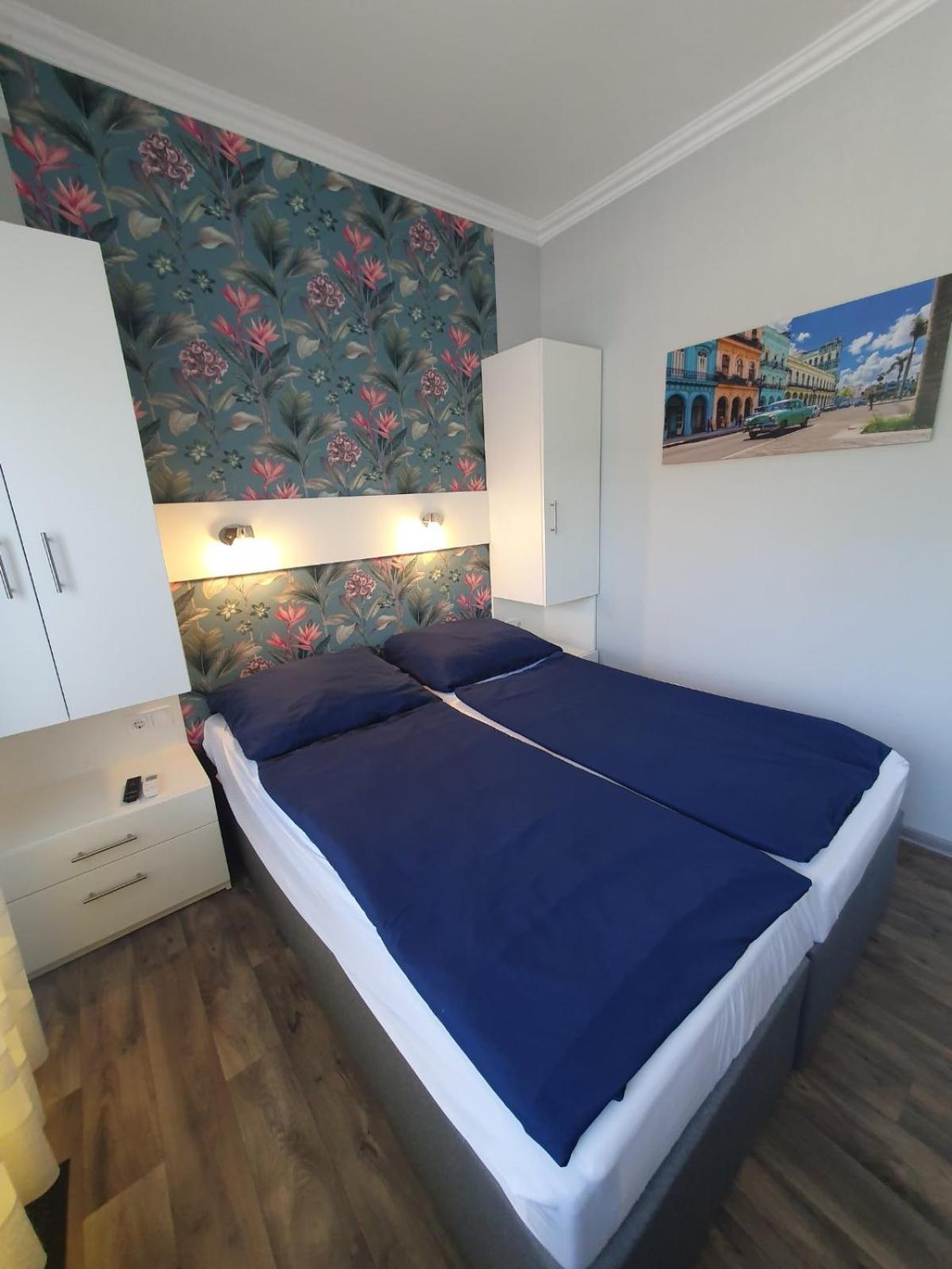Lara Apartments Siófok Esterno foto